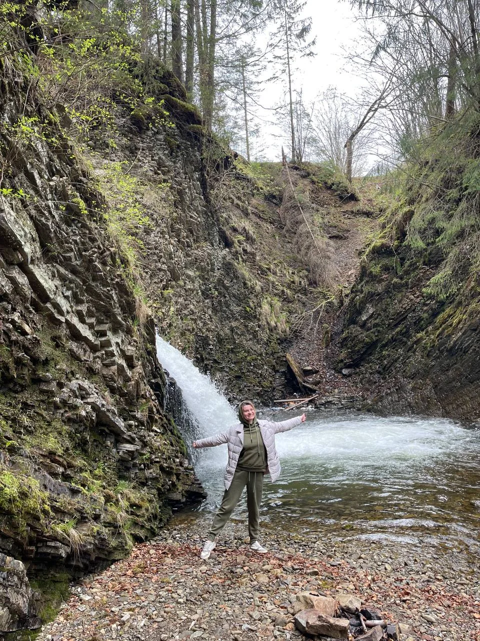 Прогулянка до водоспаду